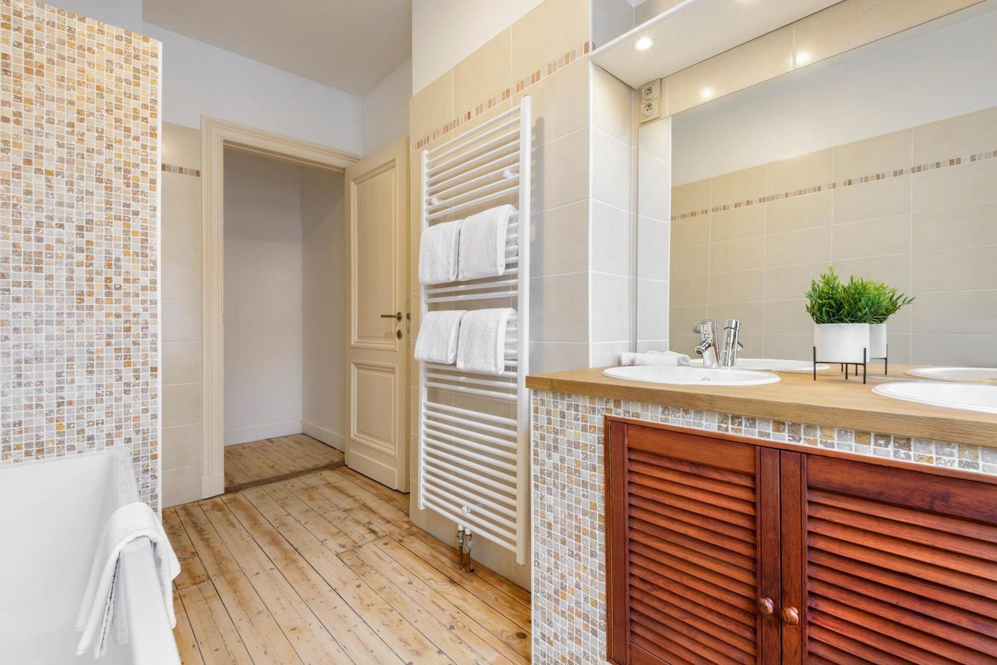 The 1894 Residence By Domani Hotels Antwerpen Bagian luar foto